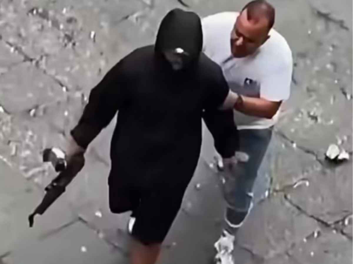 Napoli, terrore a Montesanto