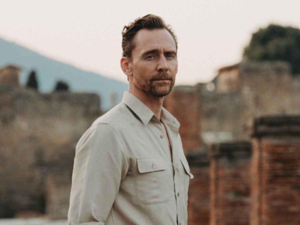 Tom Hiddleston a Pompei