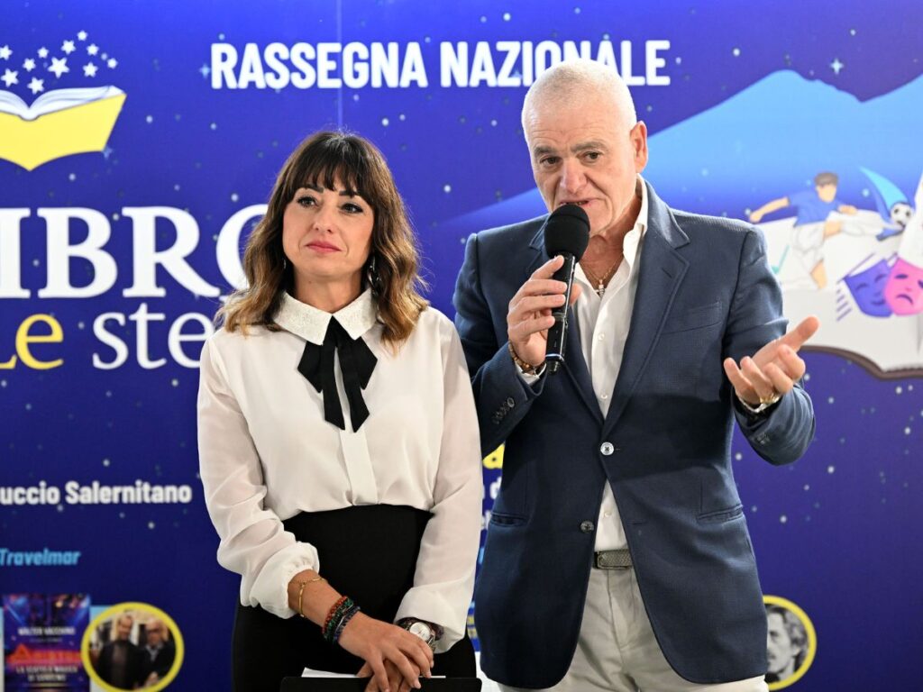 Un libro sotto le stelle, presentatori